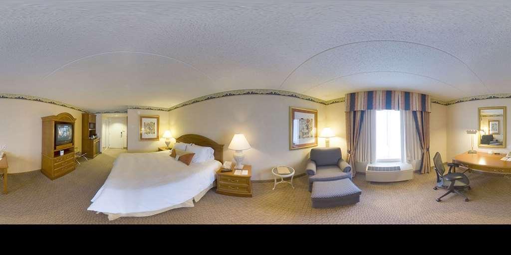 Hilton Garden Inn Edison/Raritan Center Стая снимка
