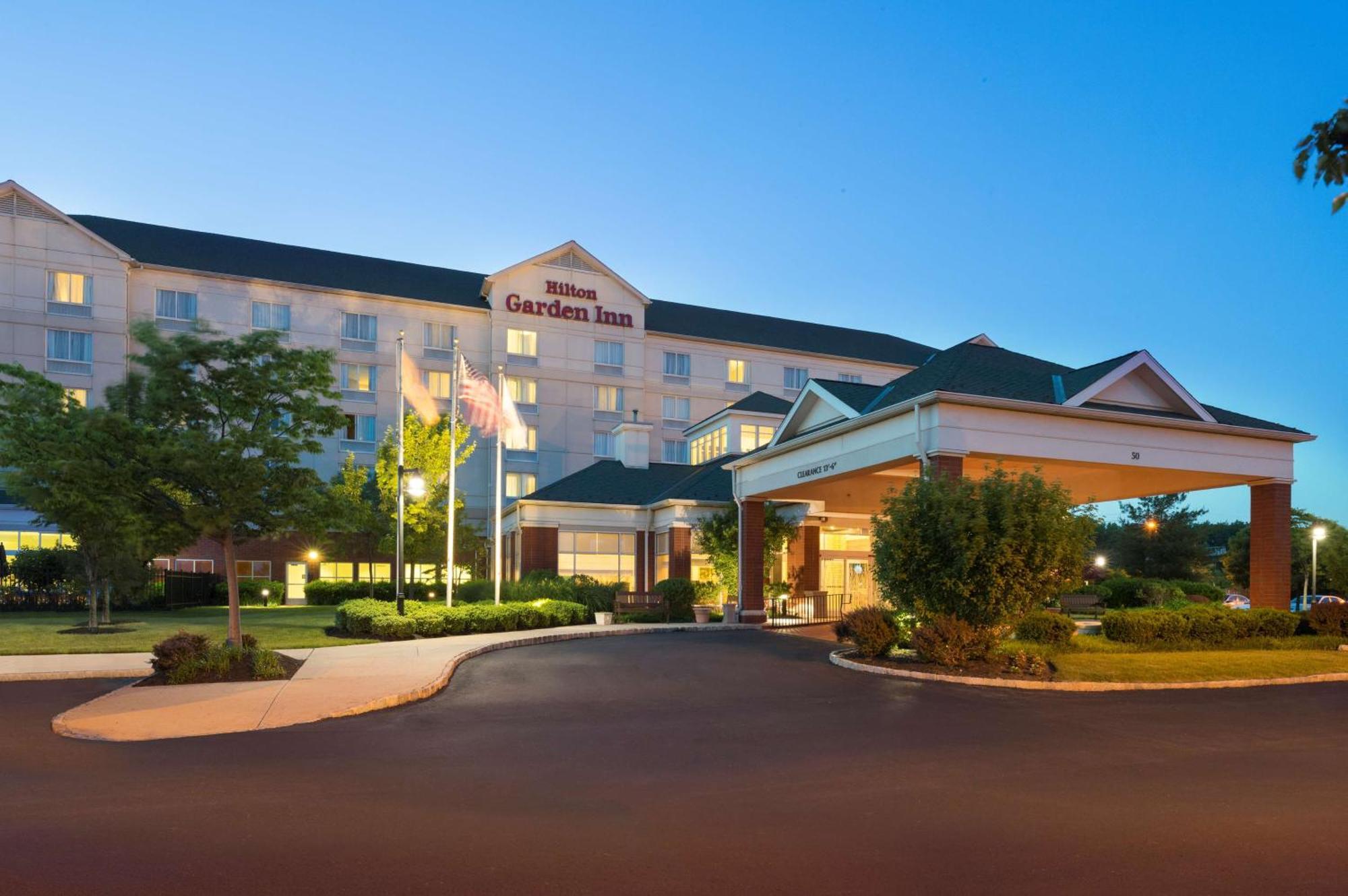 Hilton Garden Inn Edison/Raritan Center Екстериор снимка