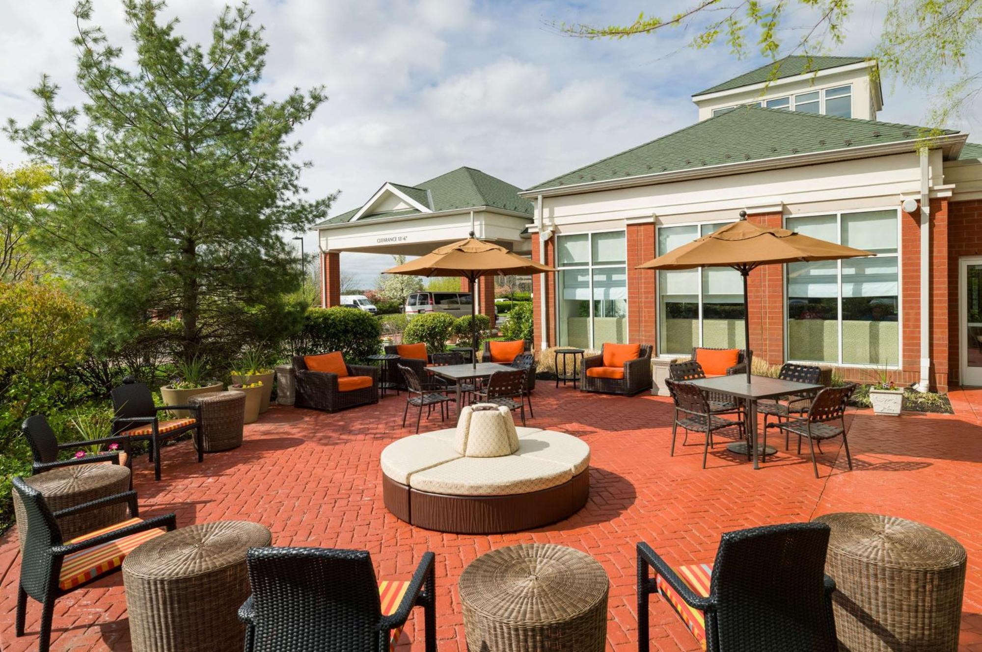 Hilton Garden Inn Edison/Raritan Center Екстериор снимка