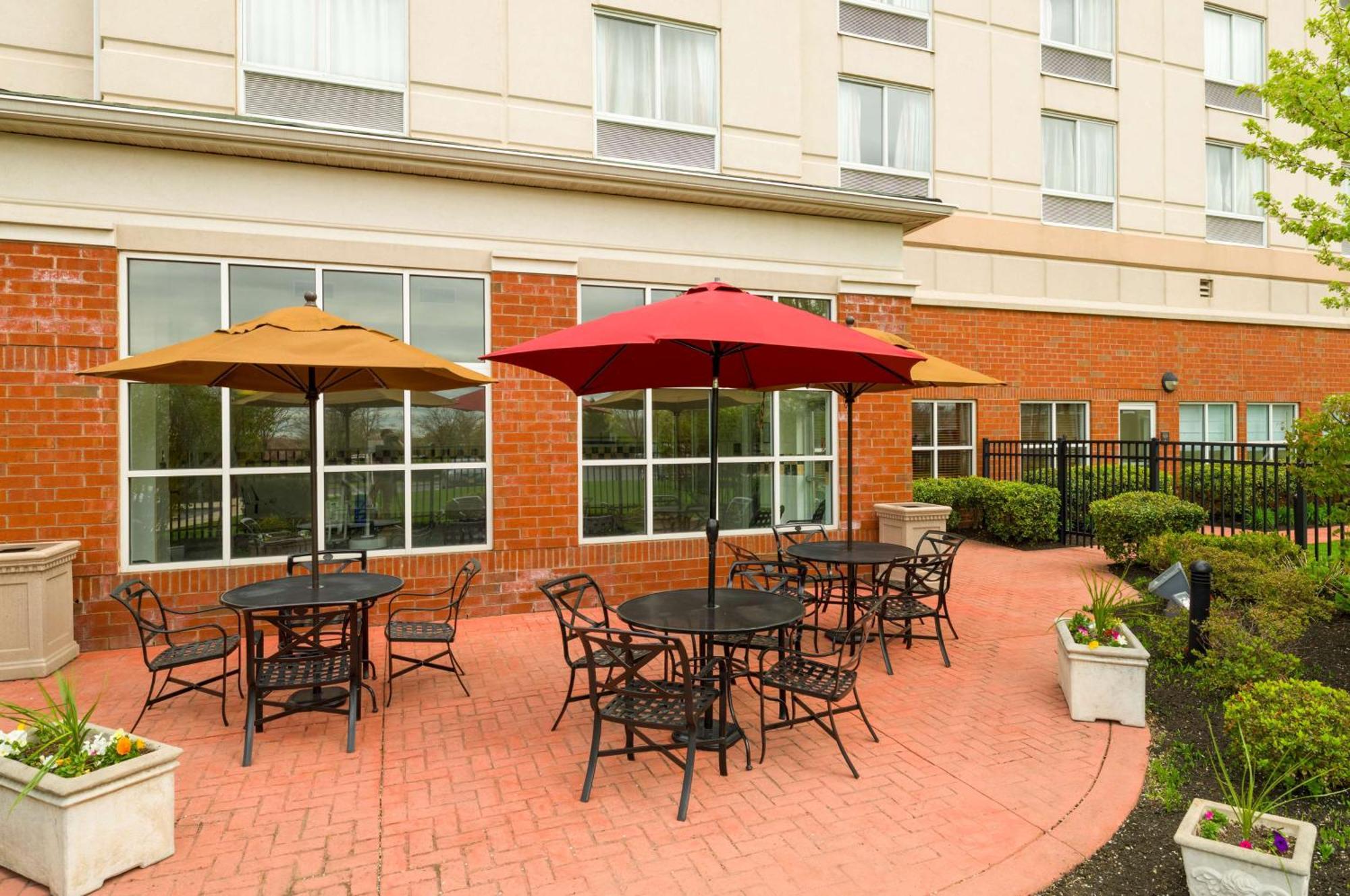 Hilton Garden Inn Edison/Raritan Center Екстериор снимка