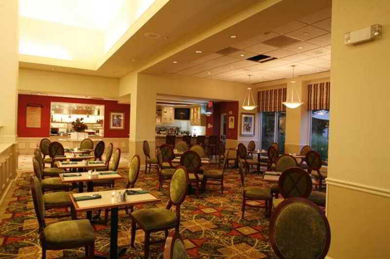 Hilton Garden Inn Edison/Raritan Center Ресторант снимка